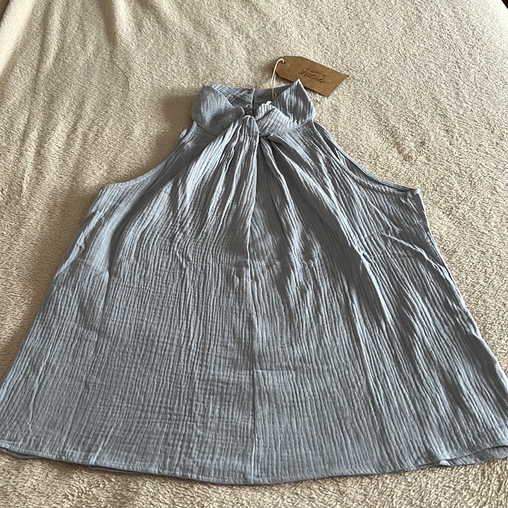 Listicle Halter Top - Size Small NWT